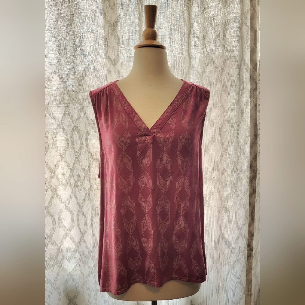 Sonoma Dusty Rose Sleeveless V-Neck Tank